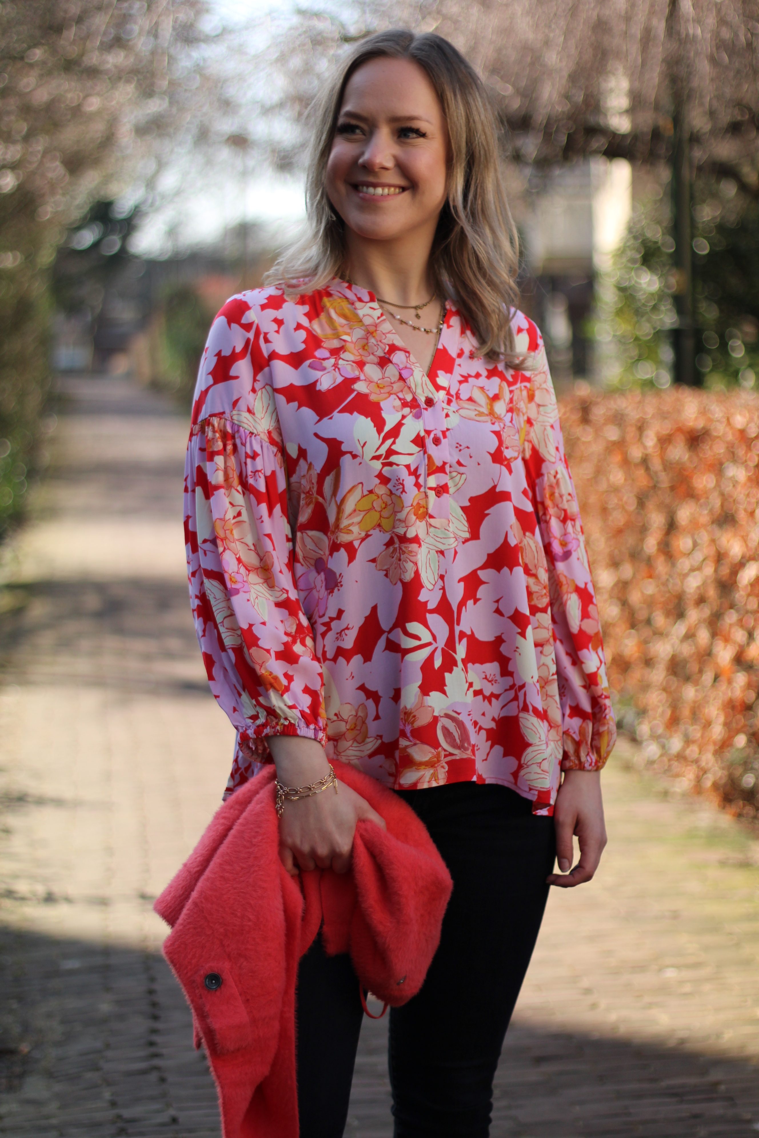 Culture - Audrey Bello Blouse - Red/Pink Flower