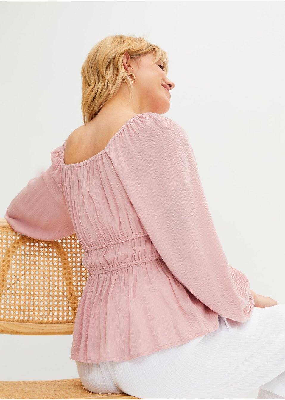Blouse à encolure Carmen