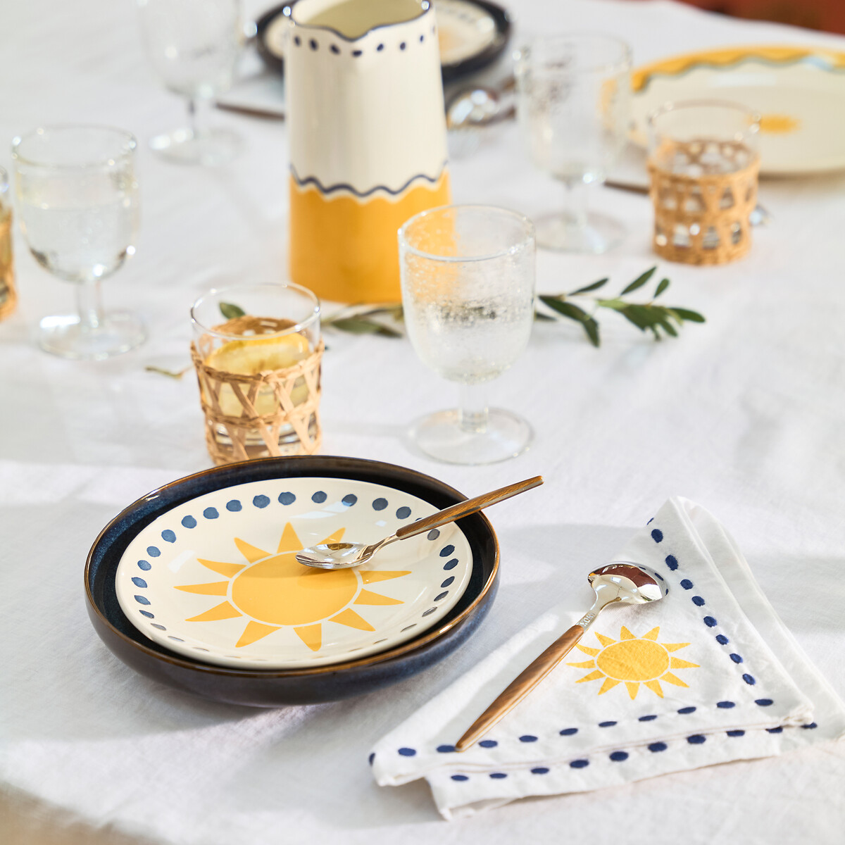 LA REDOUTE INTERIEURS<br>Conjunto de 4 pratos de sobremesa estampados, Olympe