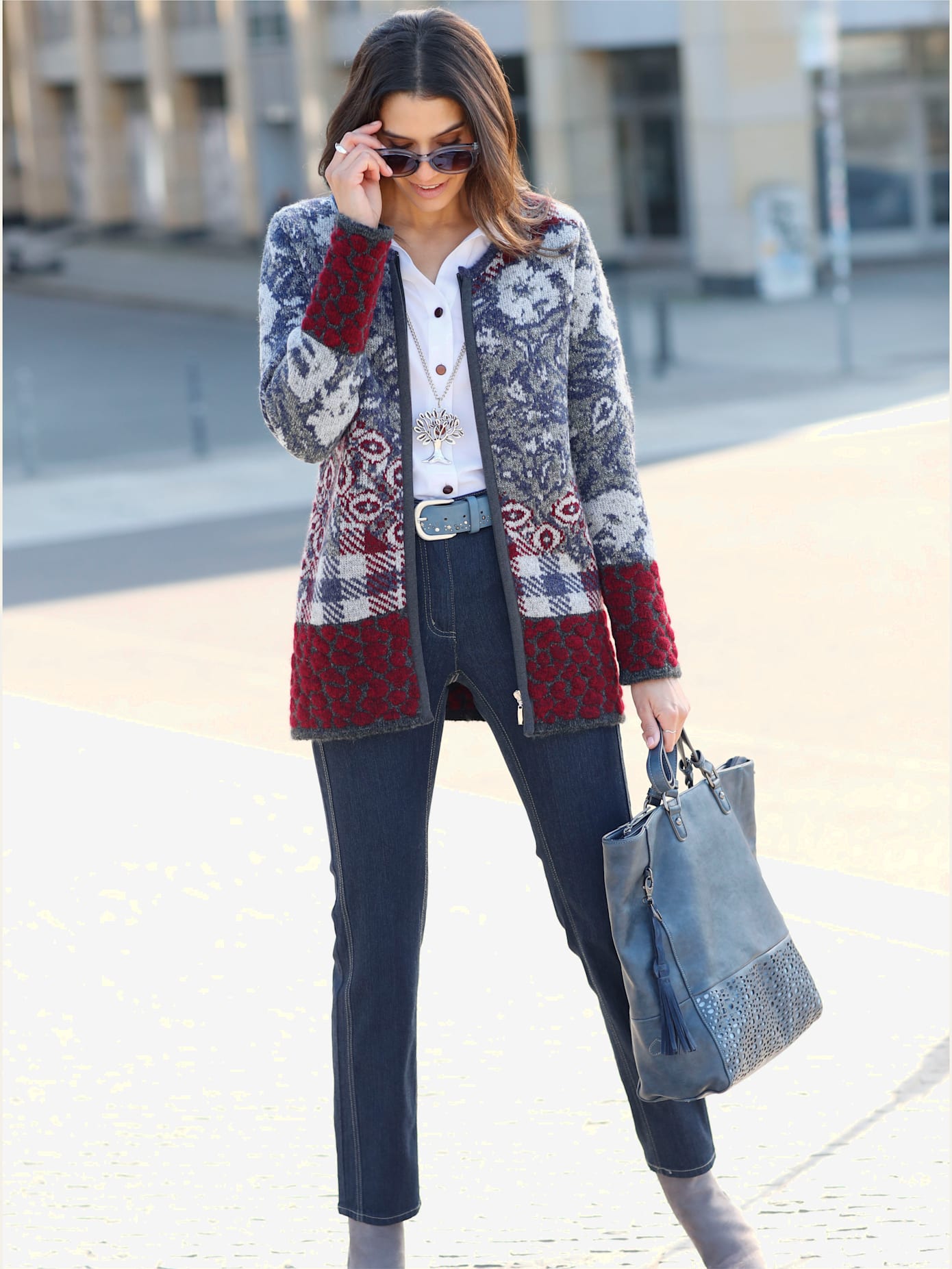 Veste en tricot jacquard joli motif jacquard