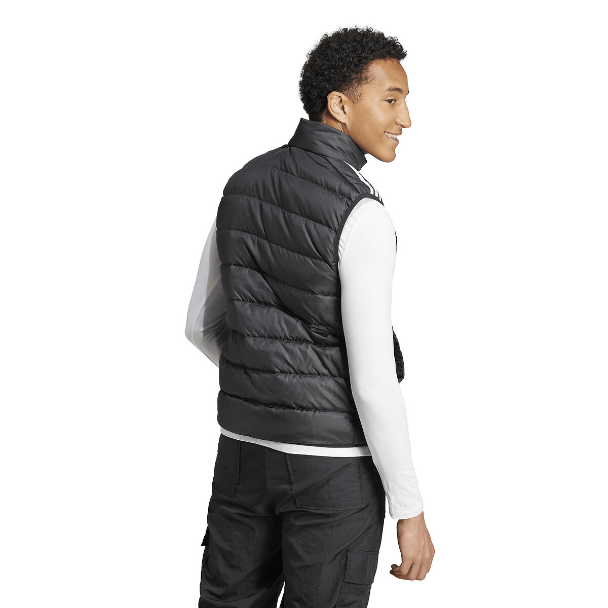 adidas Performance<br>Colete leve com zíper Essentials