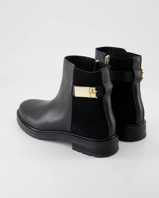 Tommy Hilfiger TH Logo Leather Mix Chelsea Stiefeletten in Schwarz