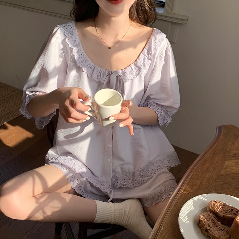 Siensien - Pyjamaset: shirt met korte mouwen en kanten rand + korte broek