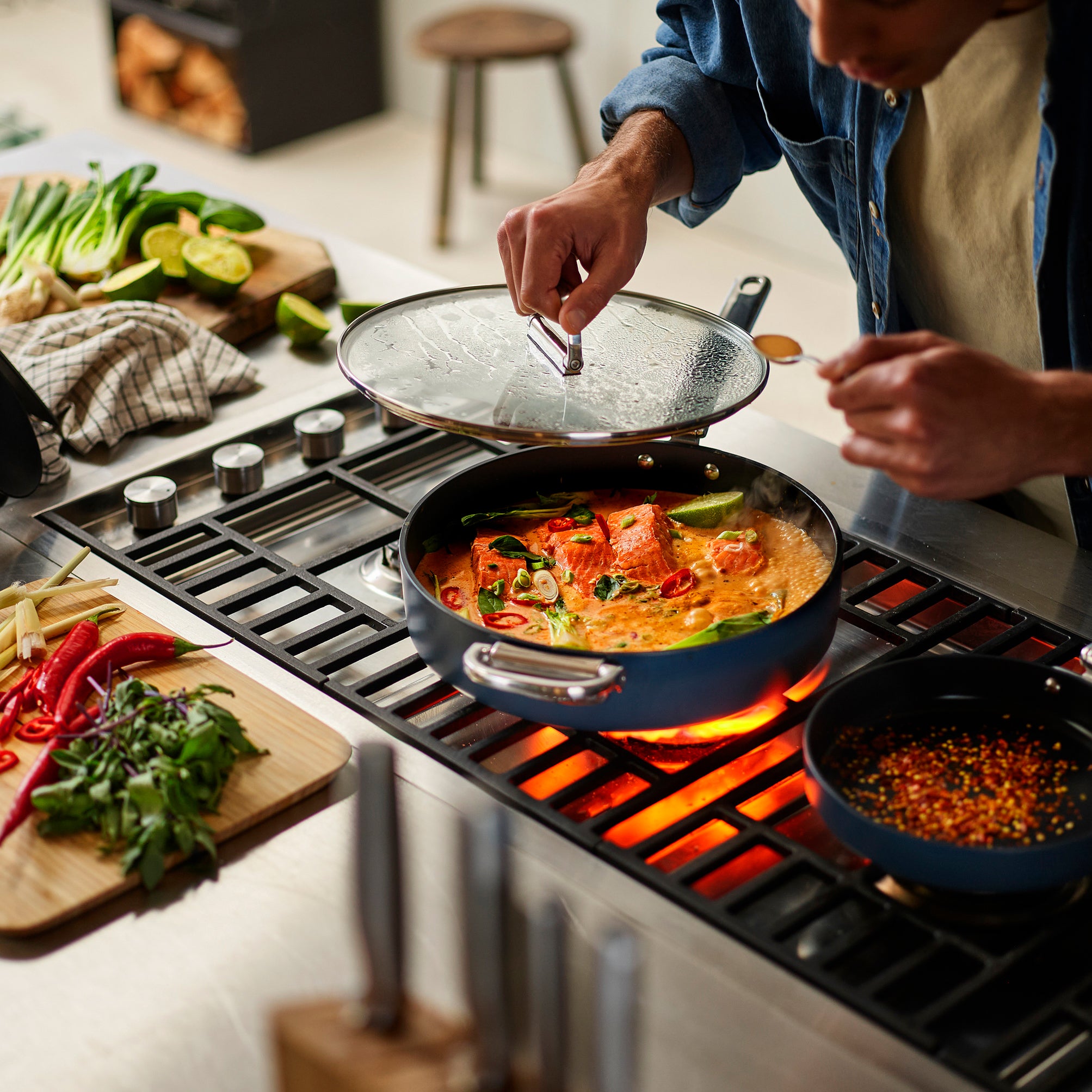 Joseph Joseph Space Sauteerpan met Deksel - Ã 28 cm