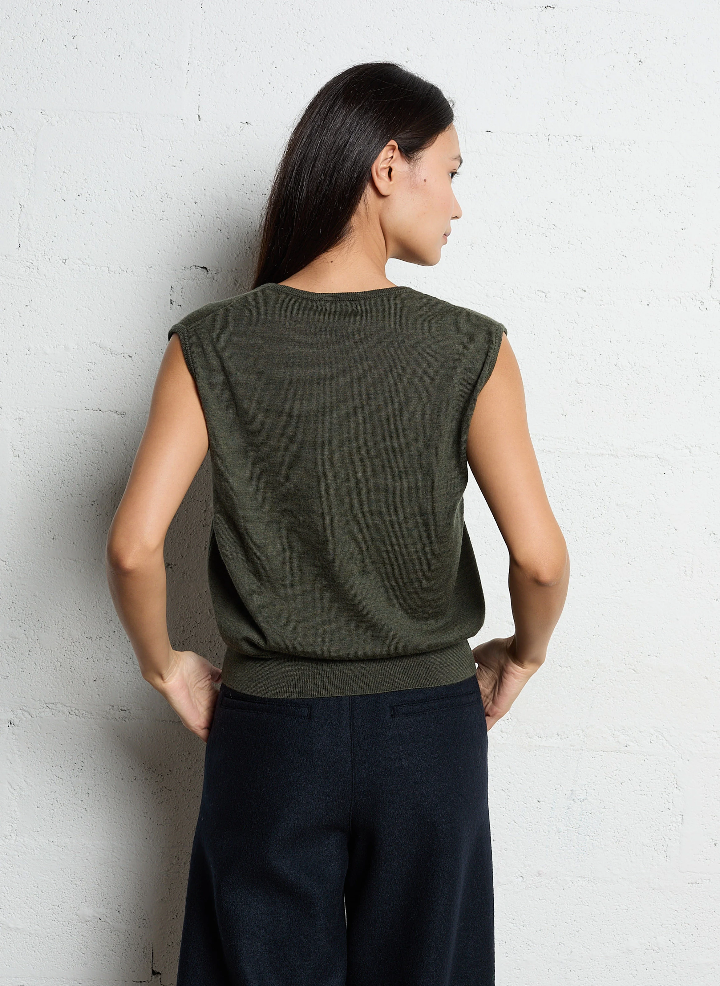 SONIA - Pull col V en laine | Kaki