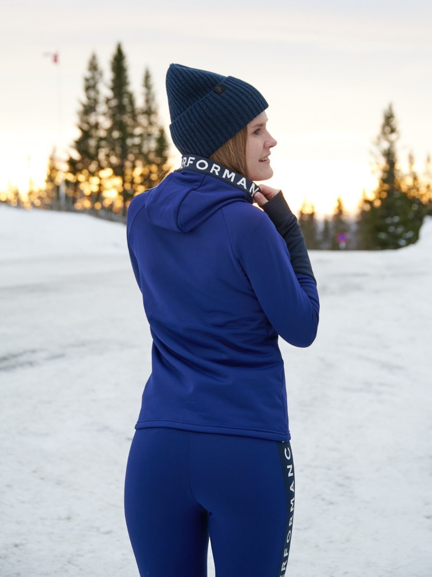 Rider Zip Hood
