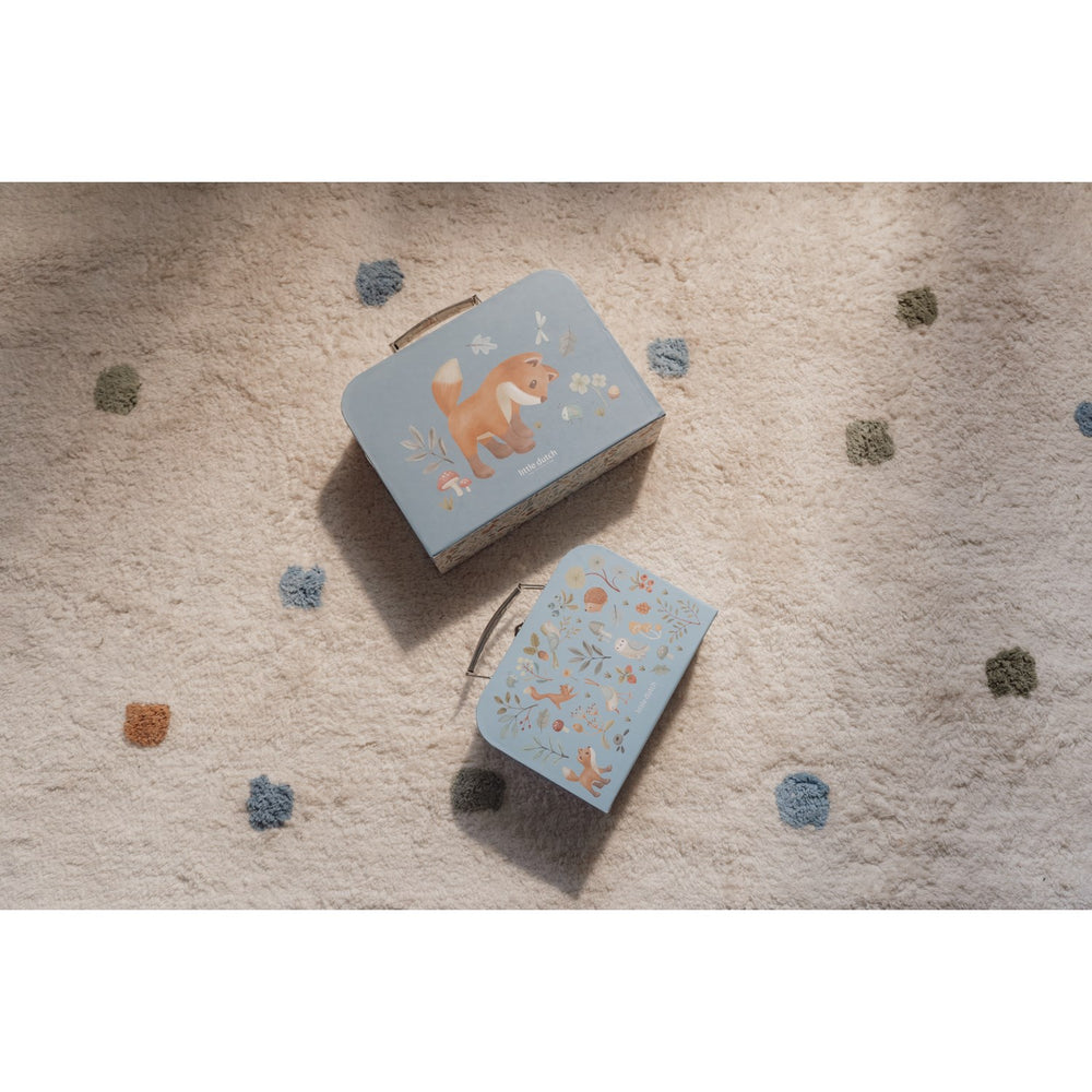 Køb Little Dutch Forest Friends Blue Kuffertsæt