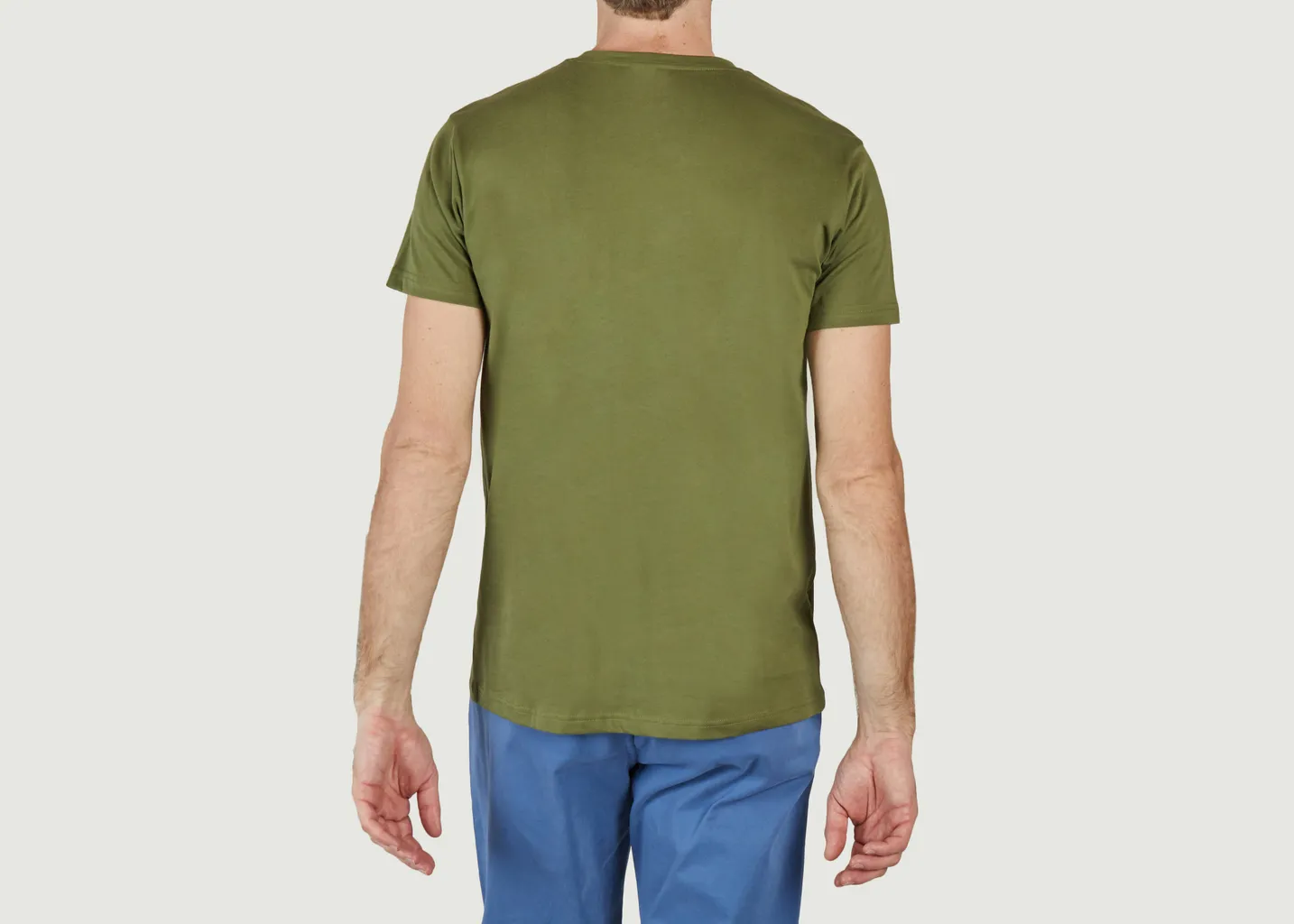 T-shirt Smoking Pipe Bask in the Sun