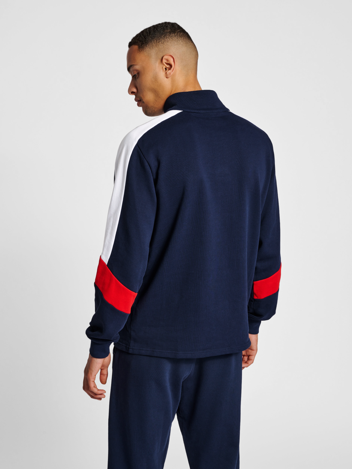 hmlIC CLAUDE HALF ZIP SWEATSHIRT