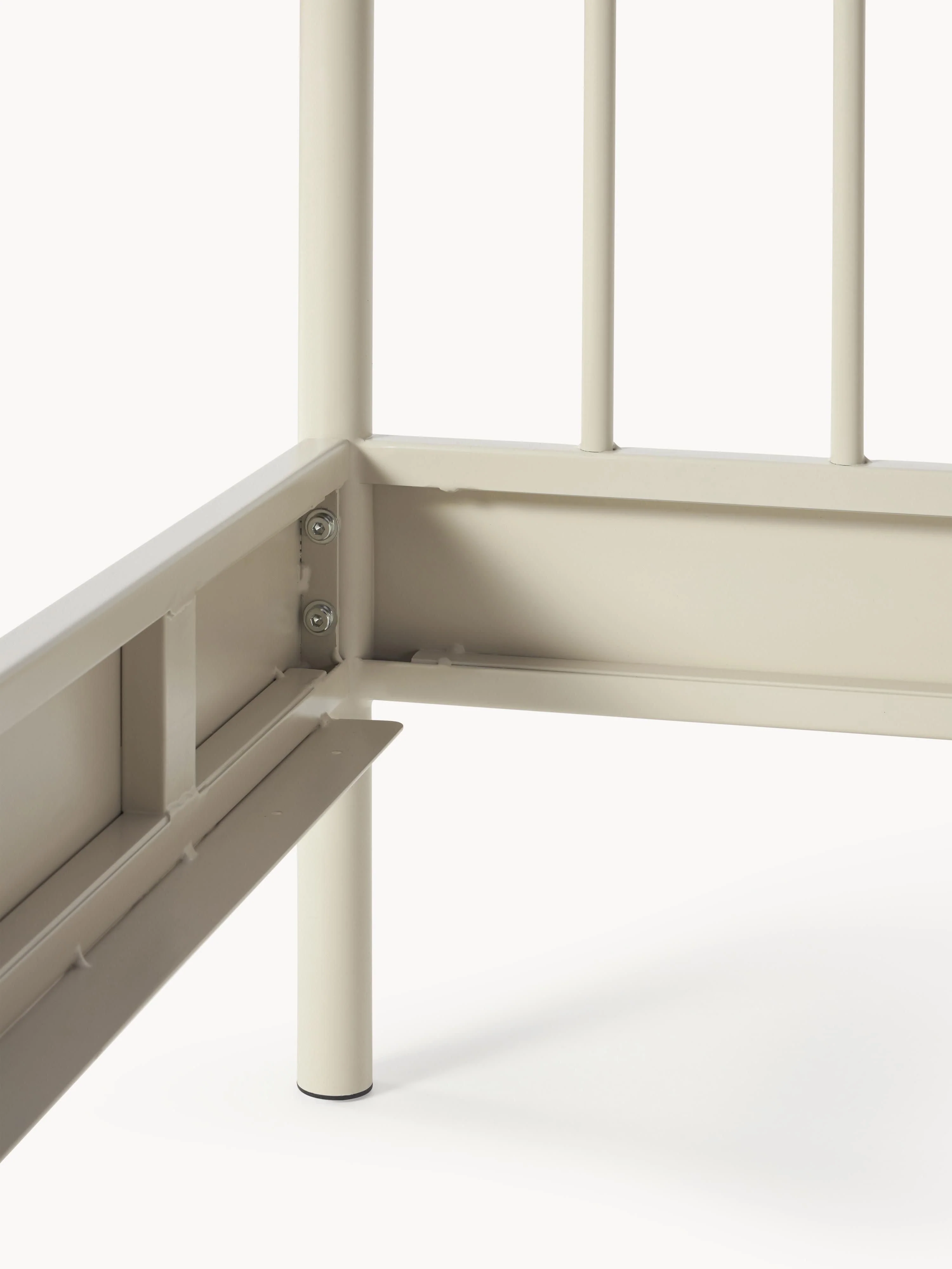 Metalen bed Sanna