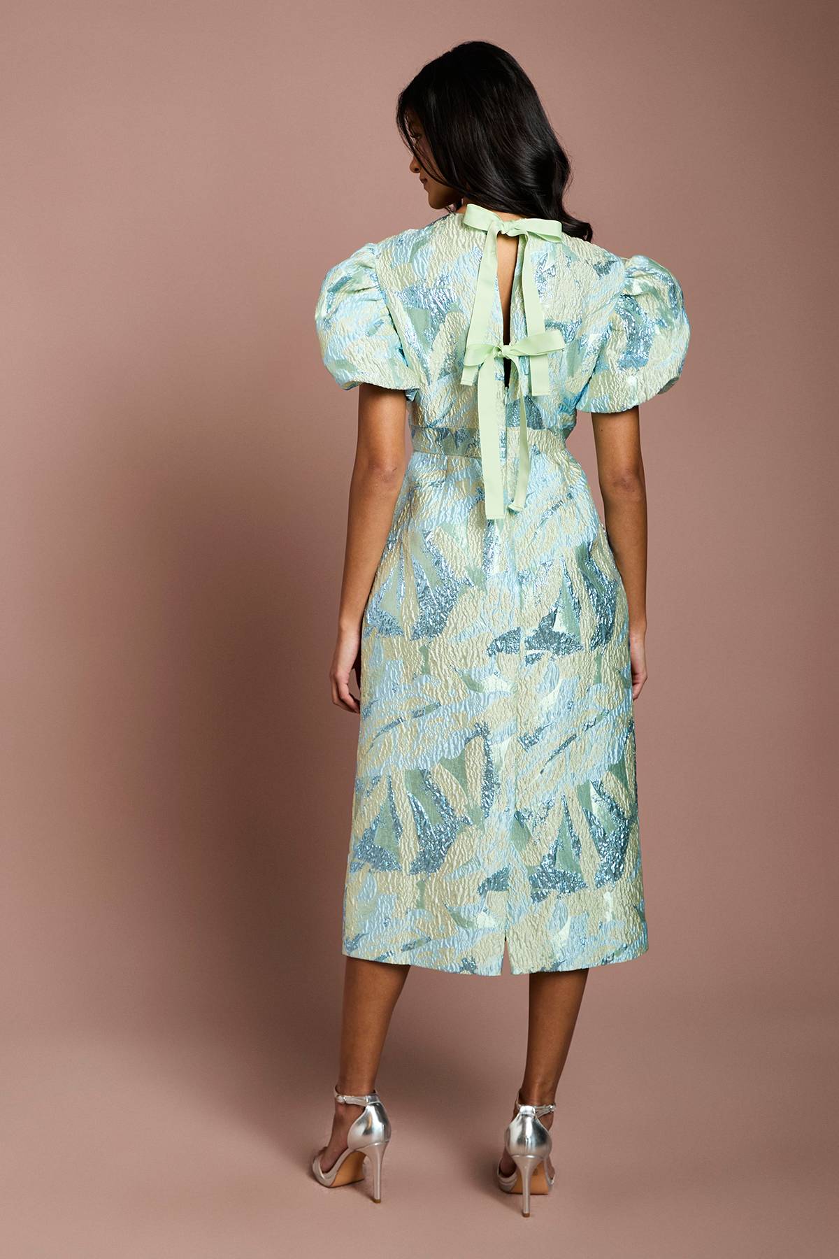 Coast Robe Crayon Petite À Manches Bouffantes En Jacquard Métallisé