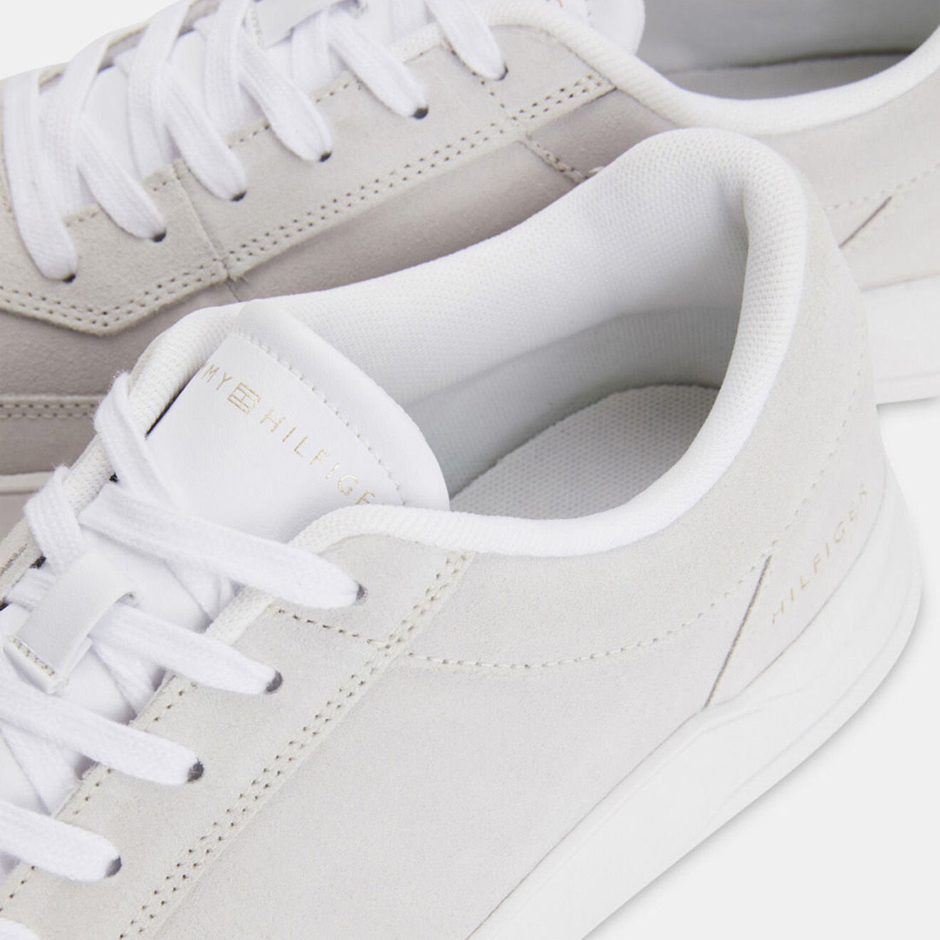 Tommy Hilfiger Baskets en Velours de Cuir Elevated Cupsole gris clair