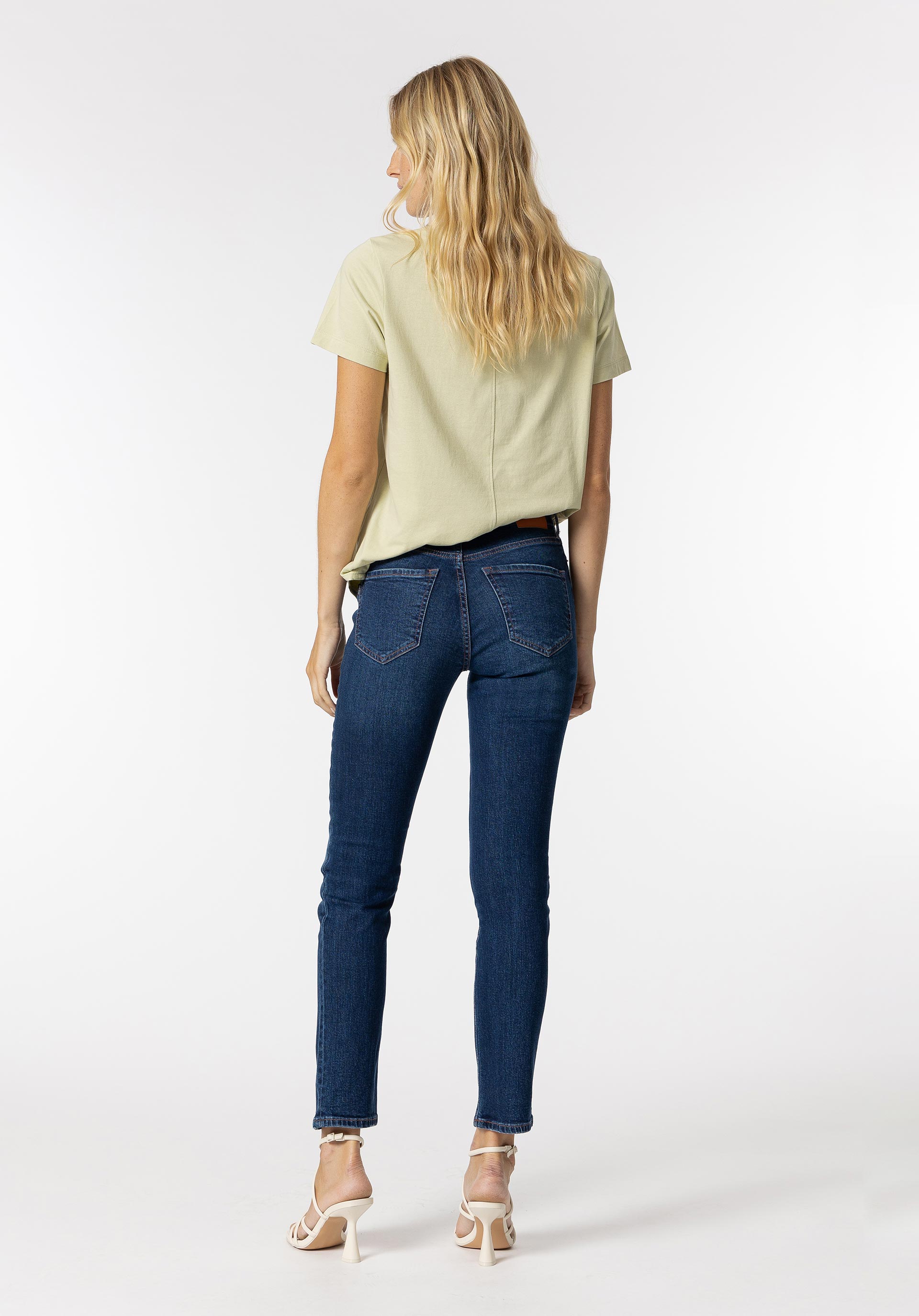 Jeans Jennifer Slim Fit Cintura Alta