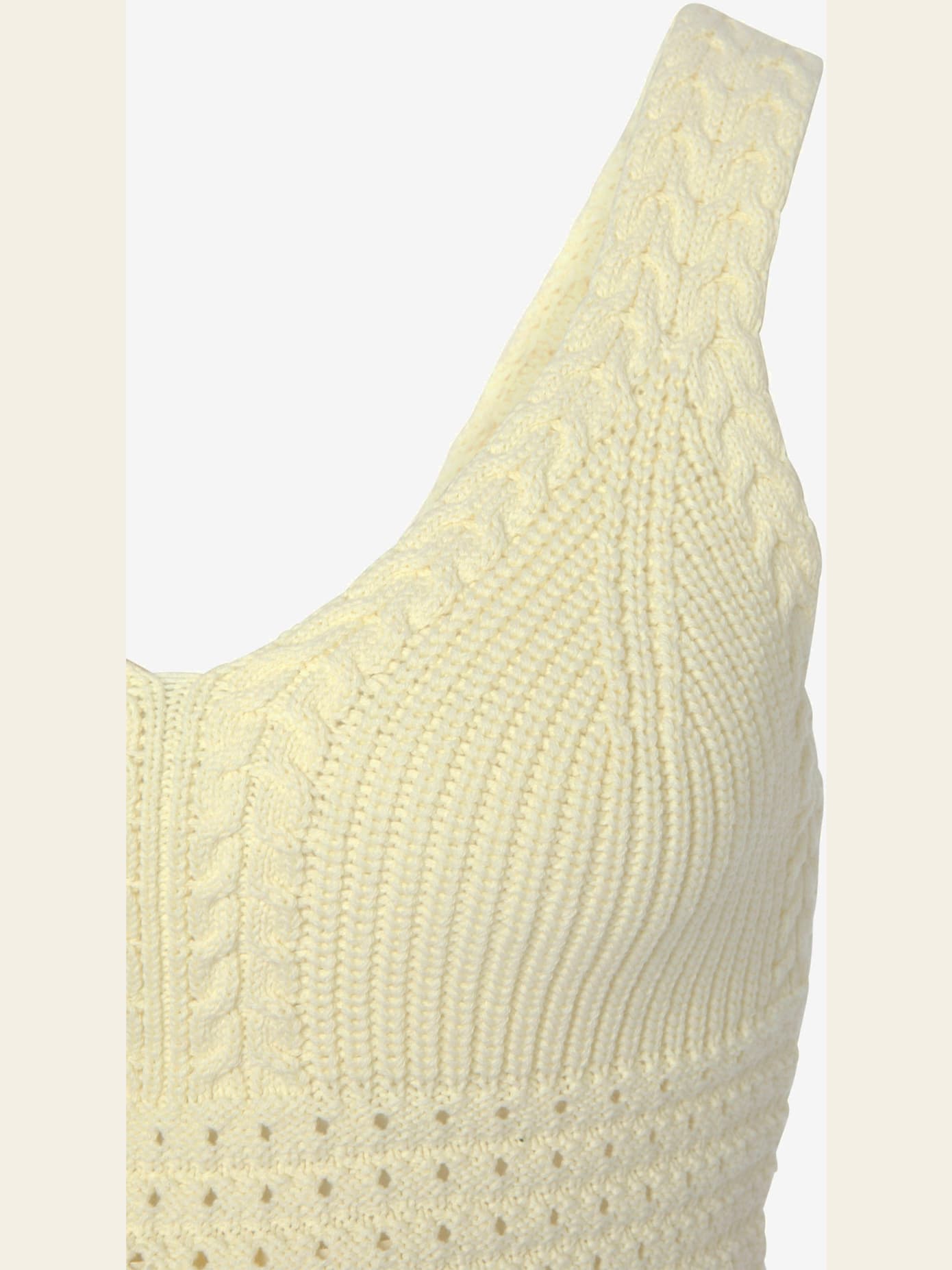 Débardeur en tricot encolure en v dégagée
