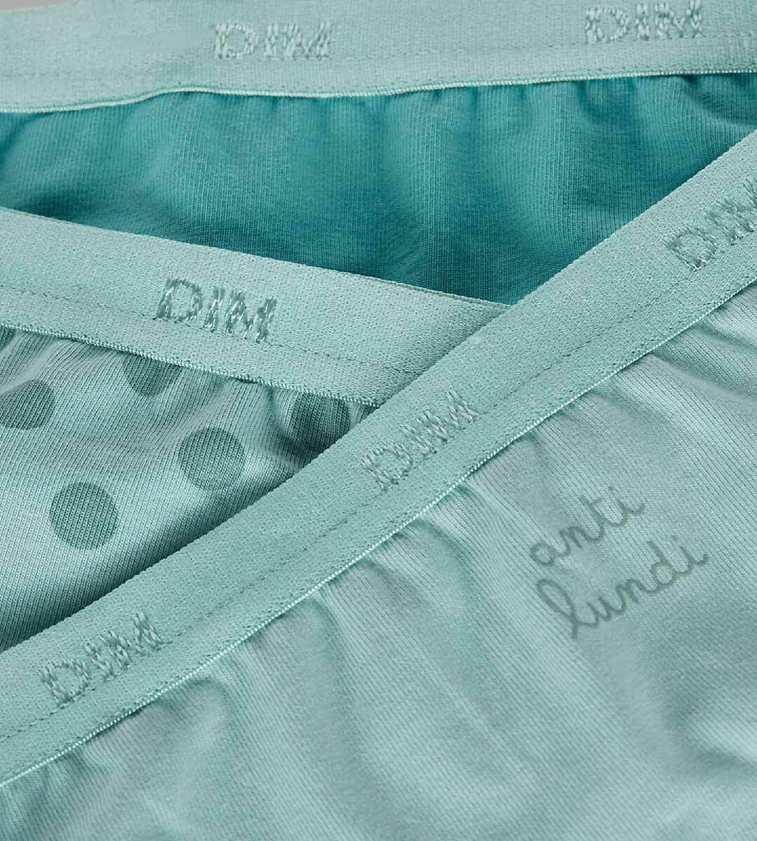 DIM<br>Conjunto de 3 cuecas de algodão com bolso
