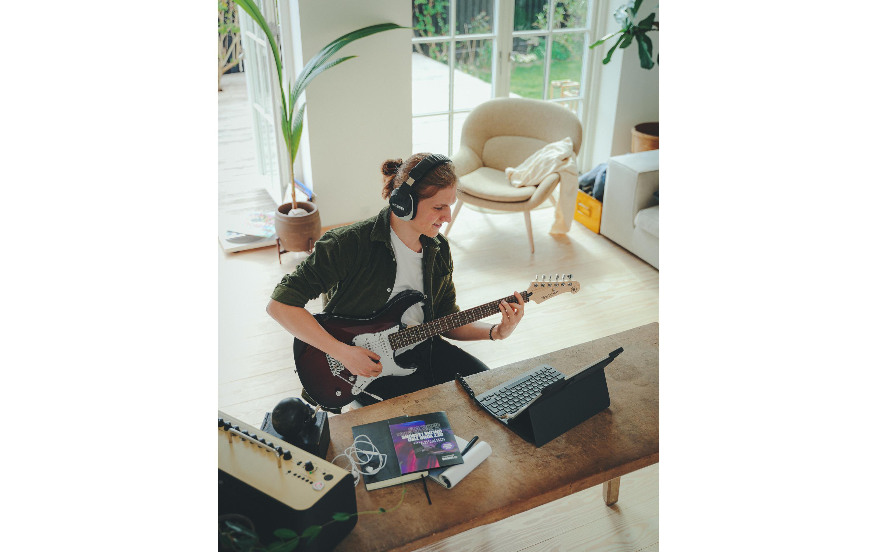 E-Gitarre PACIFICA 112 V – Schwarz<br>E-Gitarre für Anfänger