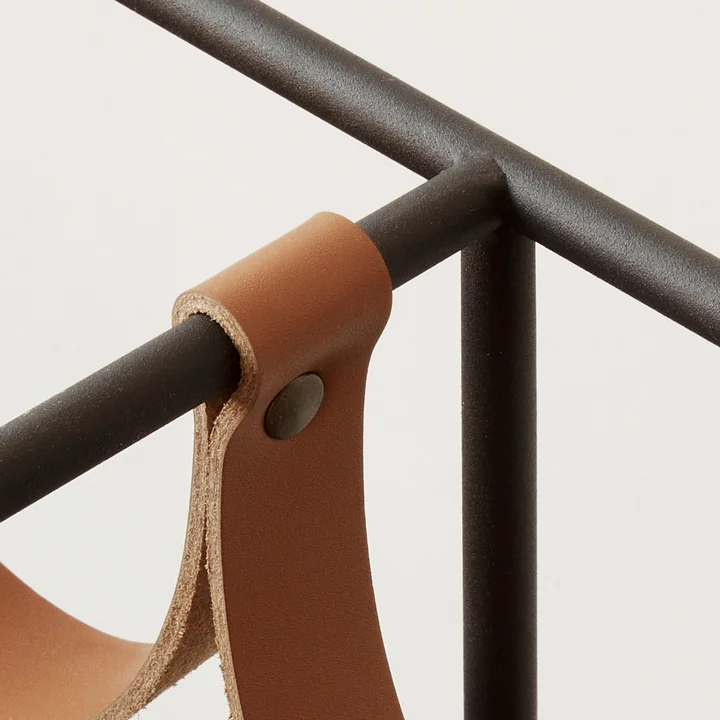 Audo - Umanoff Weinregal für 8 Flaschen, Stahl schwarz (RAL 9005) / Leder braun