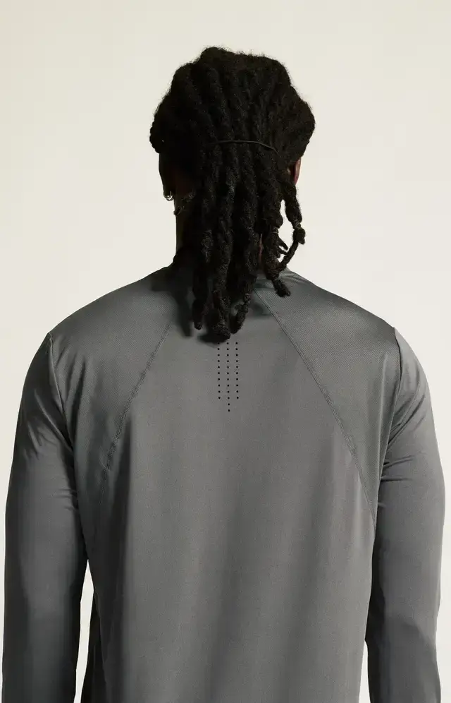 Craft ADV Essence 2 Hardloopshirt Lange Mouwen Grijs Heren