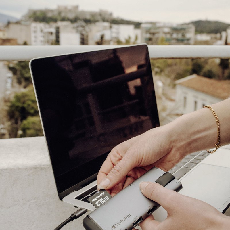 Hub 8 en 1 USB C Verbatim