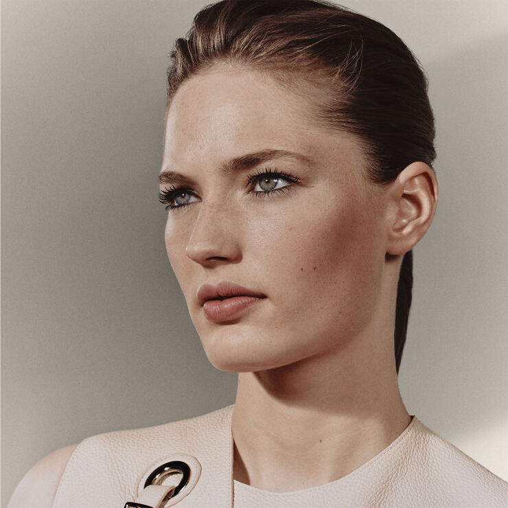 HERMÈS Trait d'Hermès, revitalizing care mascara, Noir Fusain