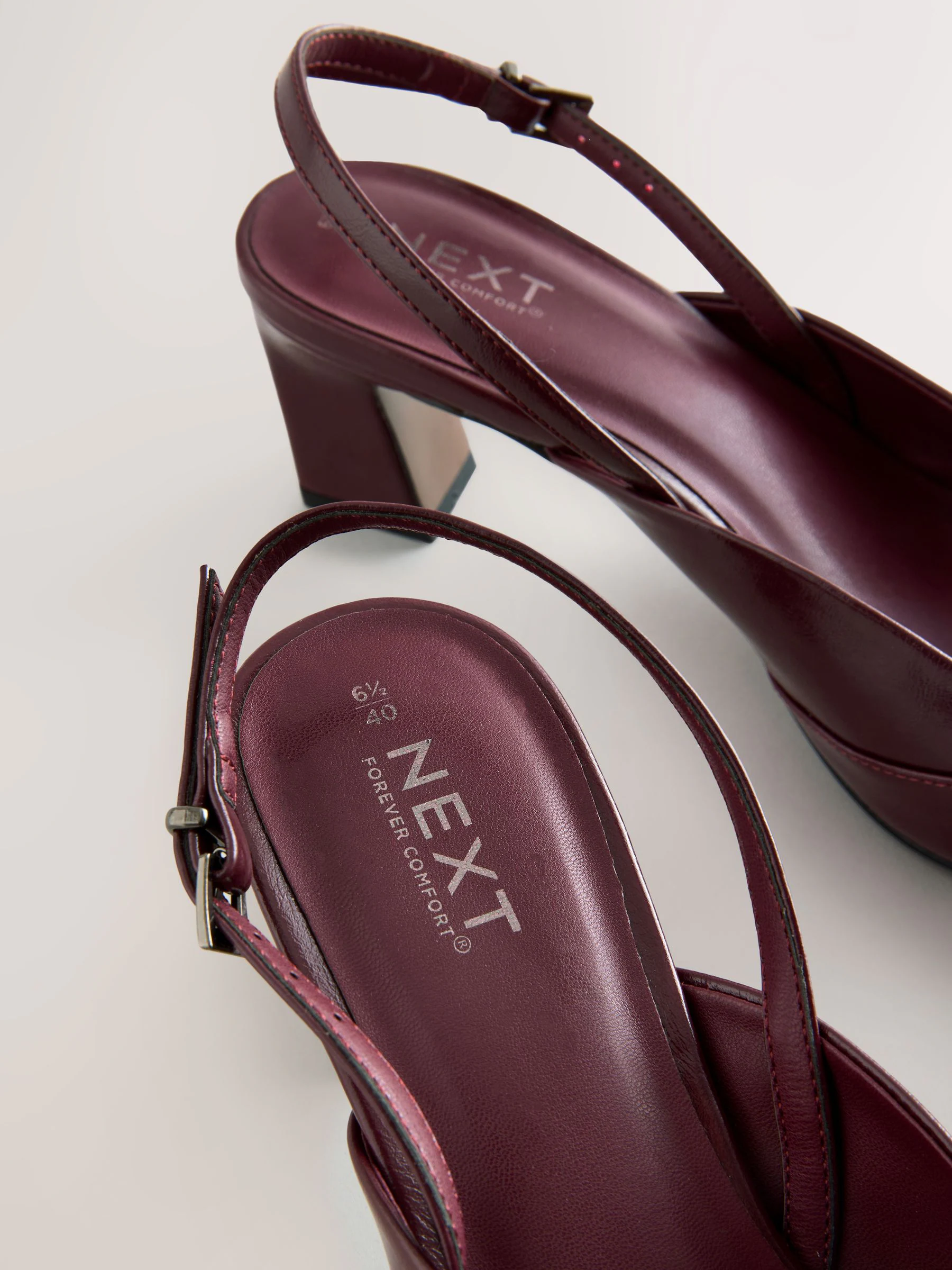 Bordeauxrood - Forever Comfort® Square Toe Slingback Heels