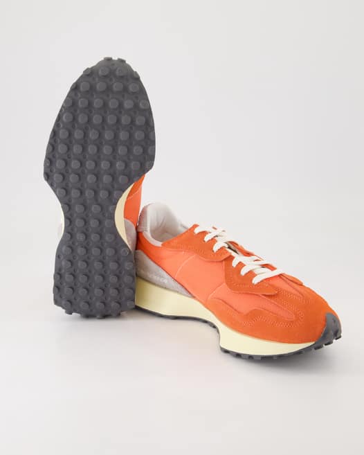 New Balance 327 Sportschuhe in Orange