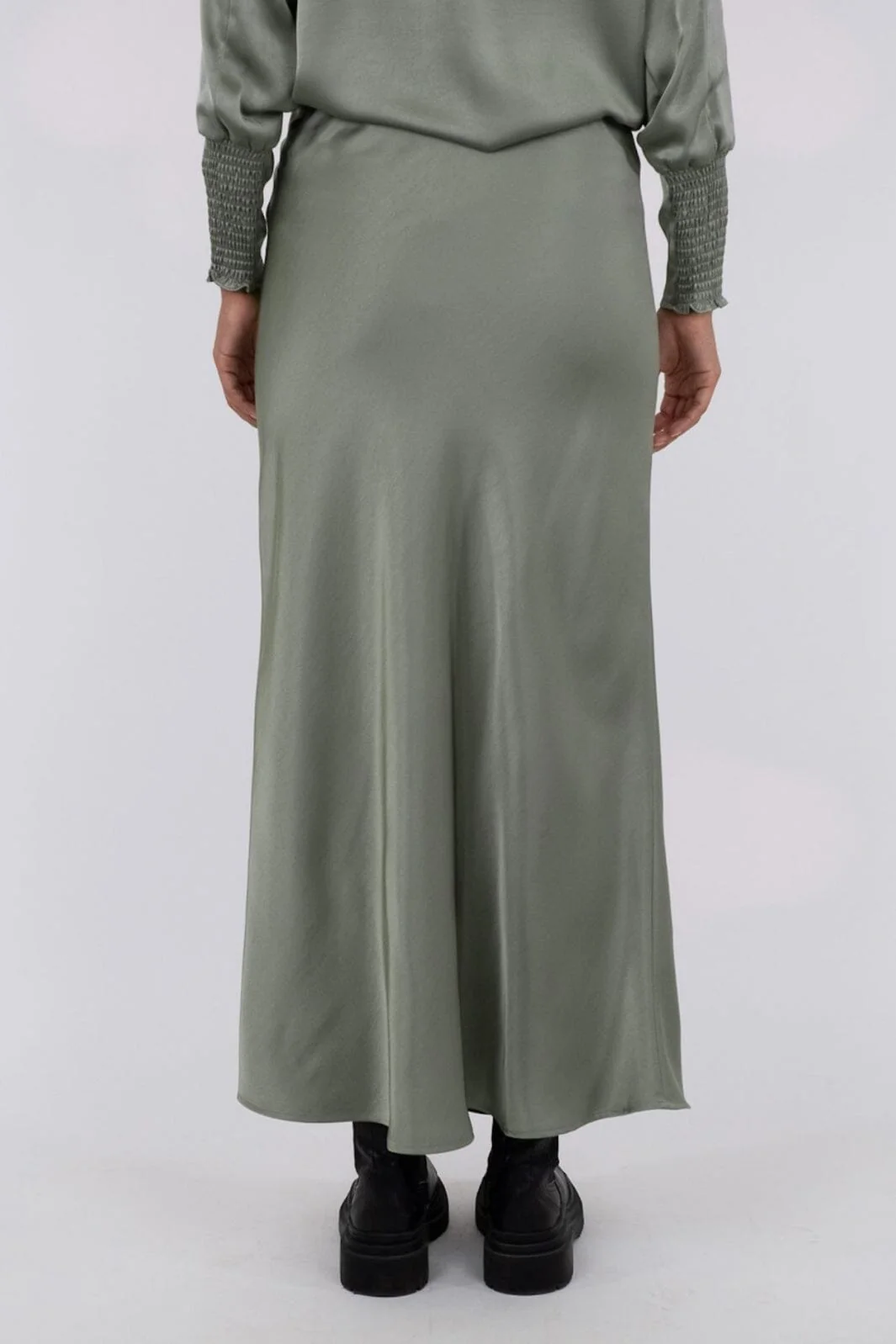 Neo Noir Vicky Heavy Sateen Skirt smoke green