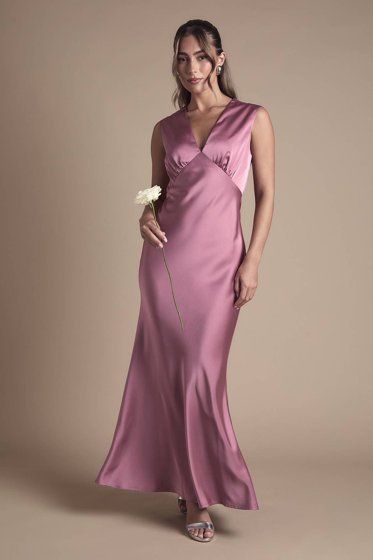 Oasis Robe De Demoiselle D'honneur Longue En Satin Rose Avec Dos Ouvert