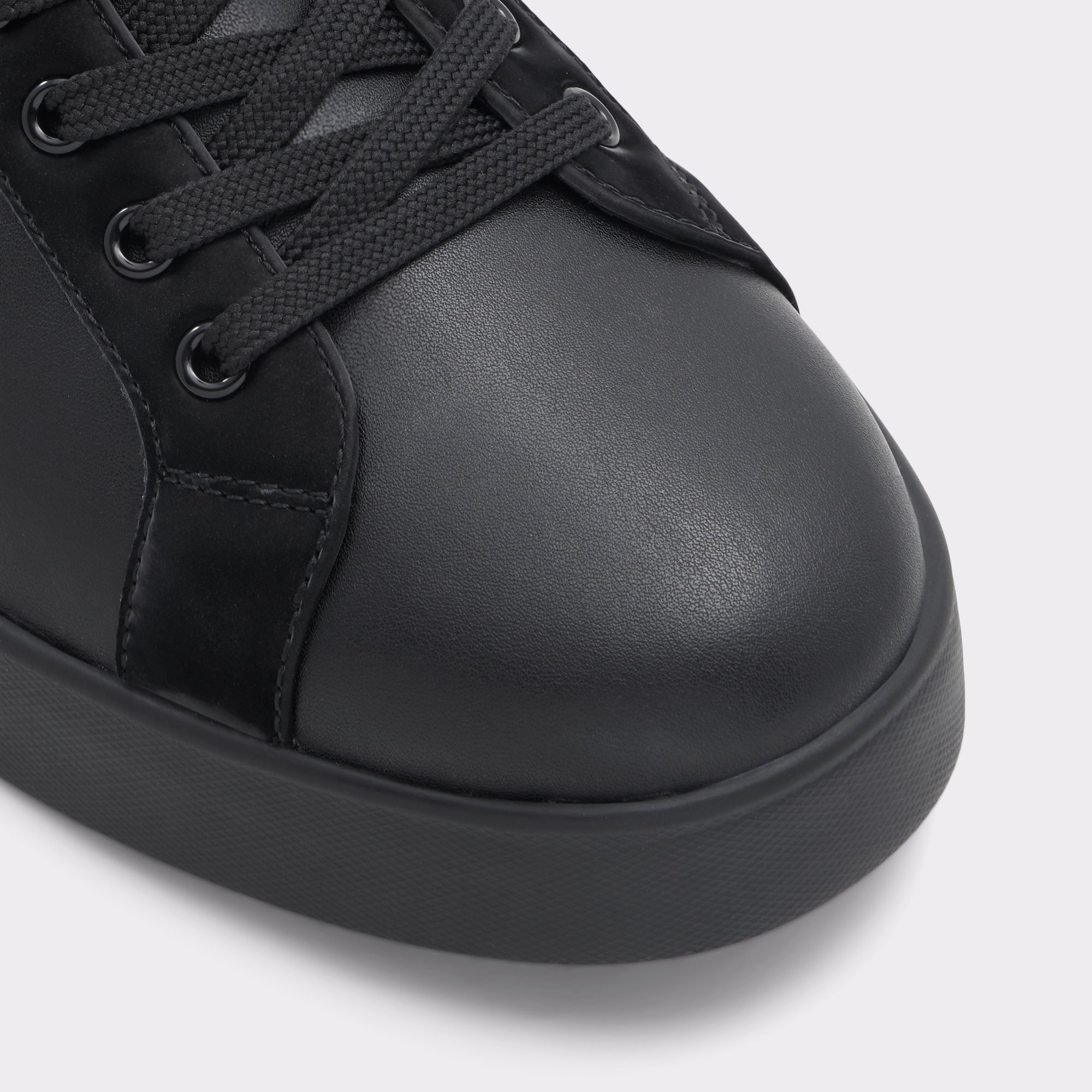Neo Black Men Low top