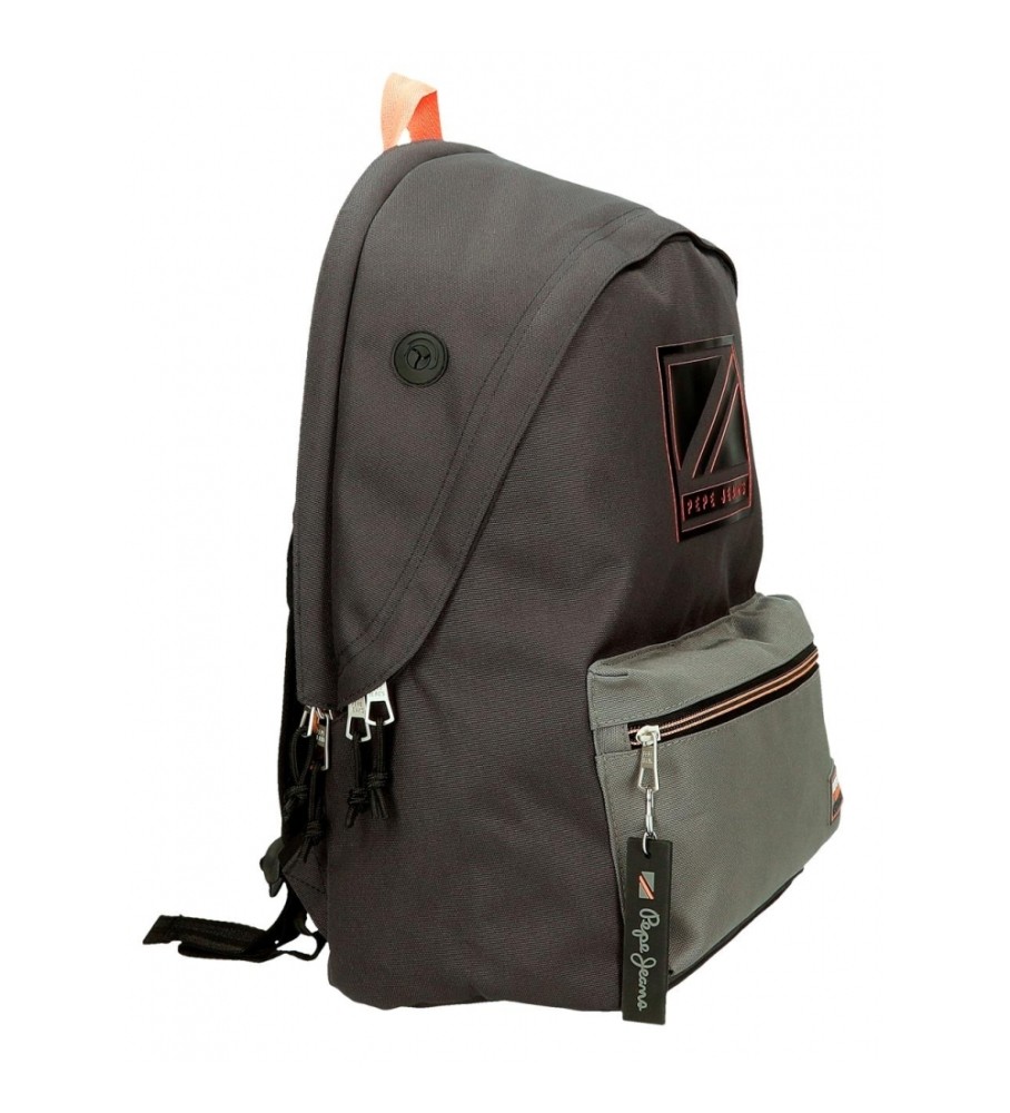 Mochila para computador Pepe Jeans Cody com dois compartimentos, preta.