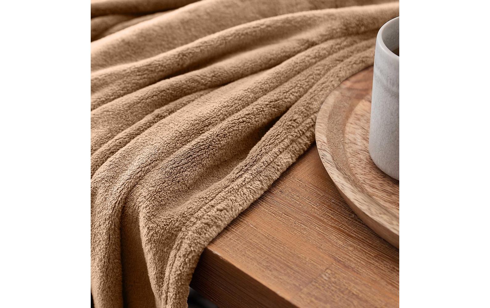 Kuscheldecke Hellbraun 240 x 220 cmSofa- und Tagesdecke