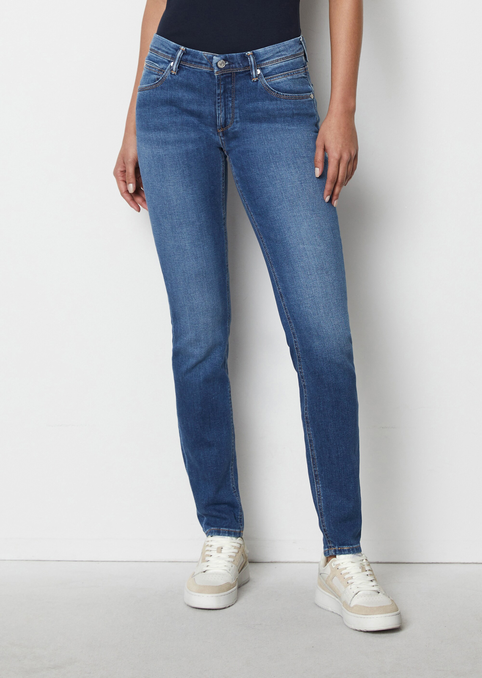 Jeans Modell ALVA slim aus stretchigem Organic Cotton-Mix