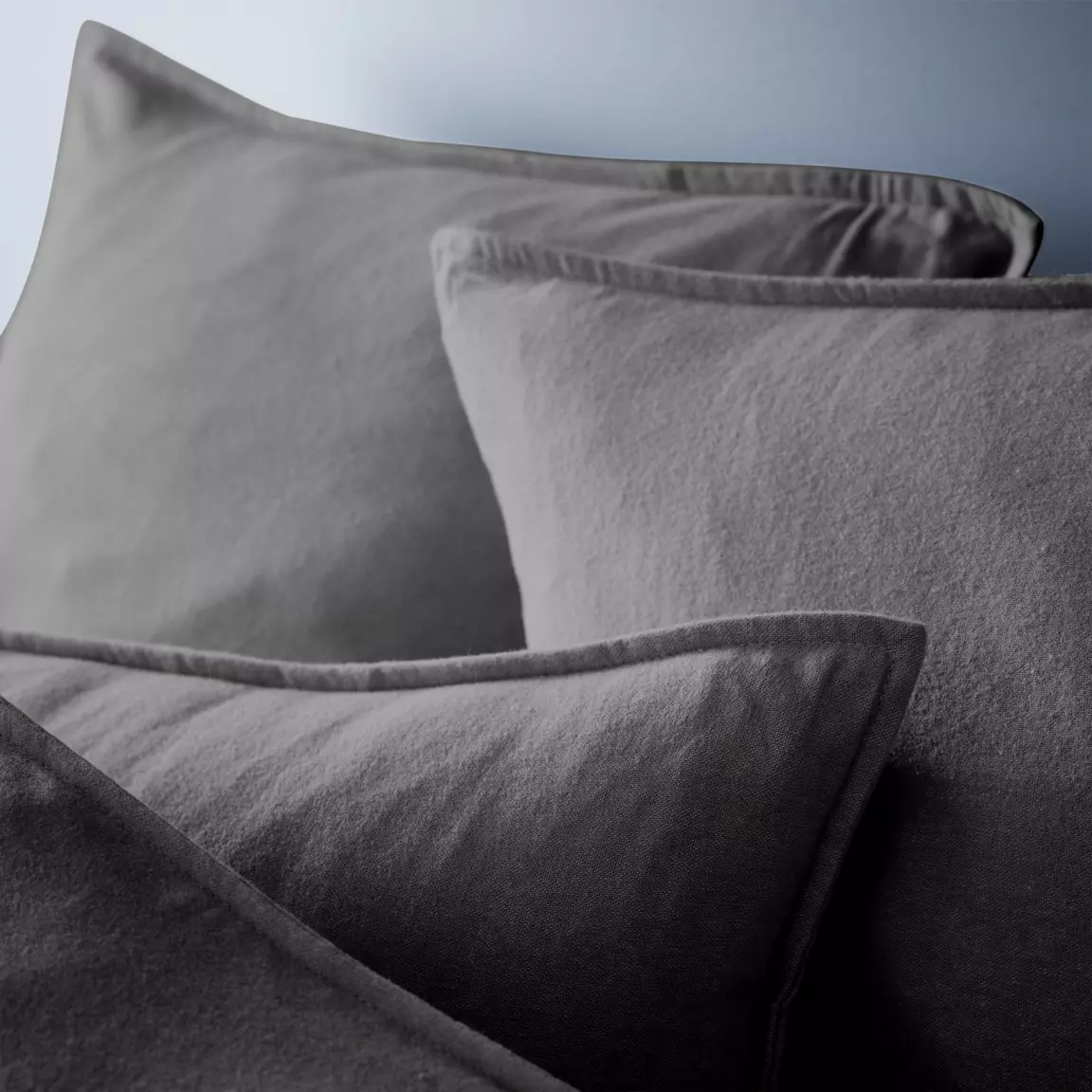 Taie d'oreiller carrée flanelle de coton (63 x 63 cm) Théa Gris anthracite