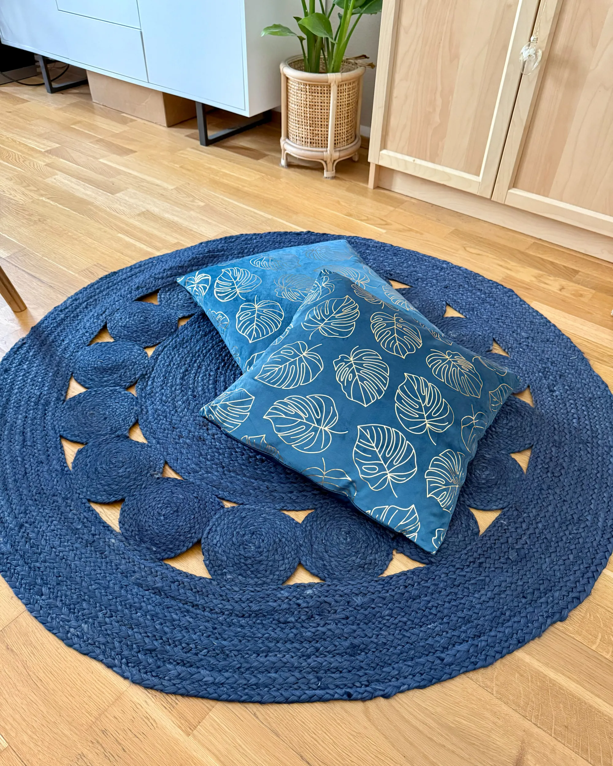 Set van 2 sierkussens DELICIOSA Fluweel 45 x 45 cm Blauw bladpatroon
