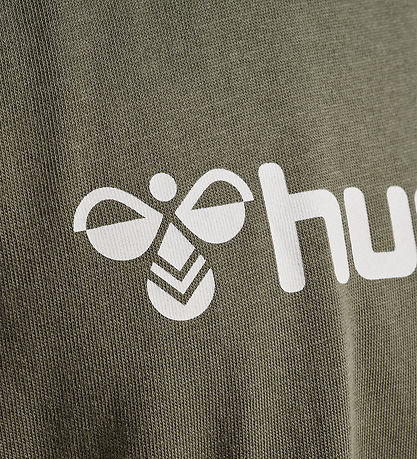 Hummel Shorts/T-shirt - hmlNovet - Dusty Olive