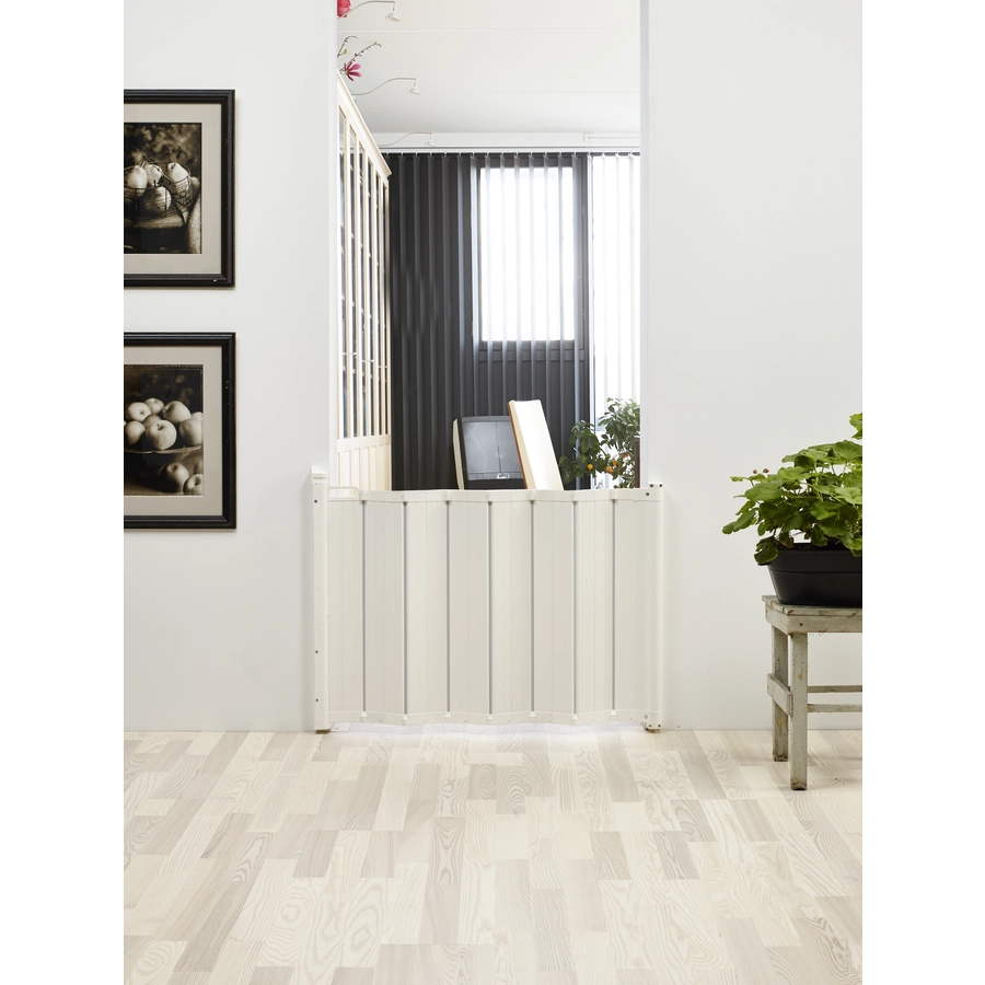 BabyDan faltbares Schutzgitter Guard Me™ 55 bis 89,5 cm, weiß