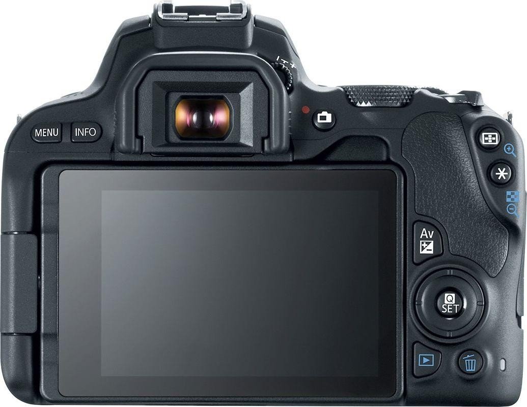 Canon EOS 200D