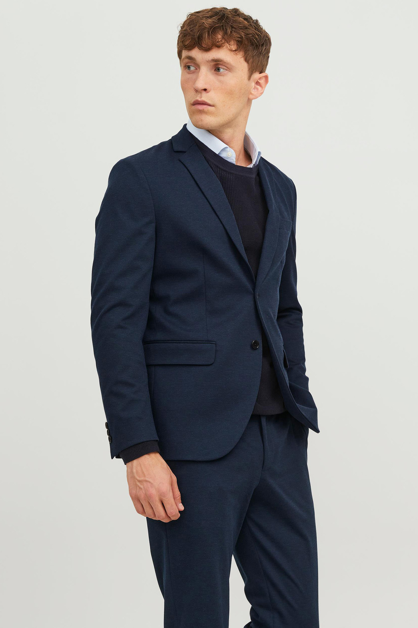 Blazer de corte justo com poliéster reciclado