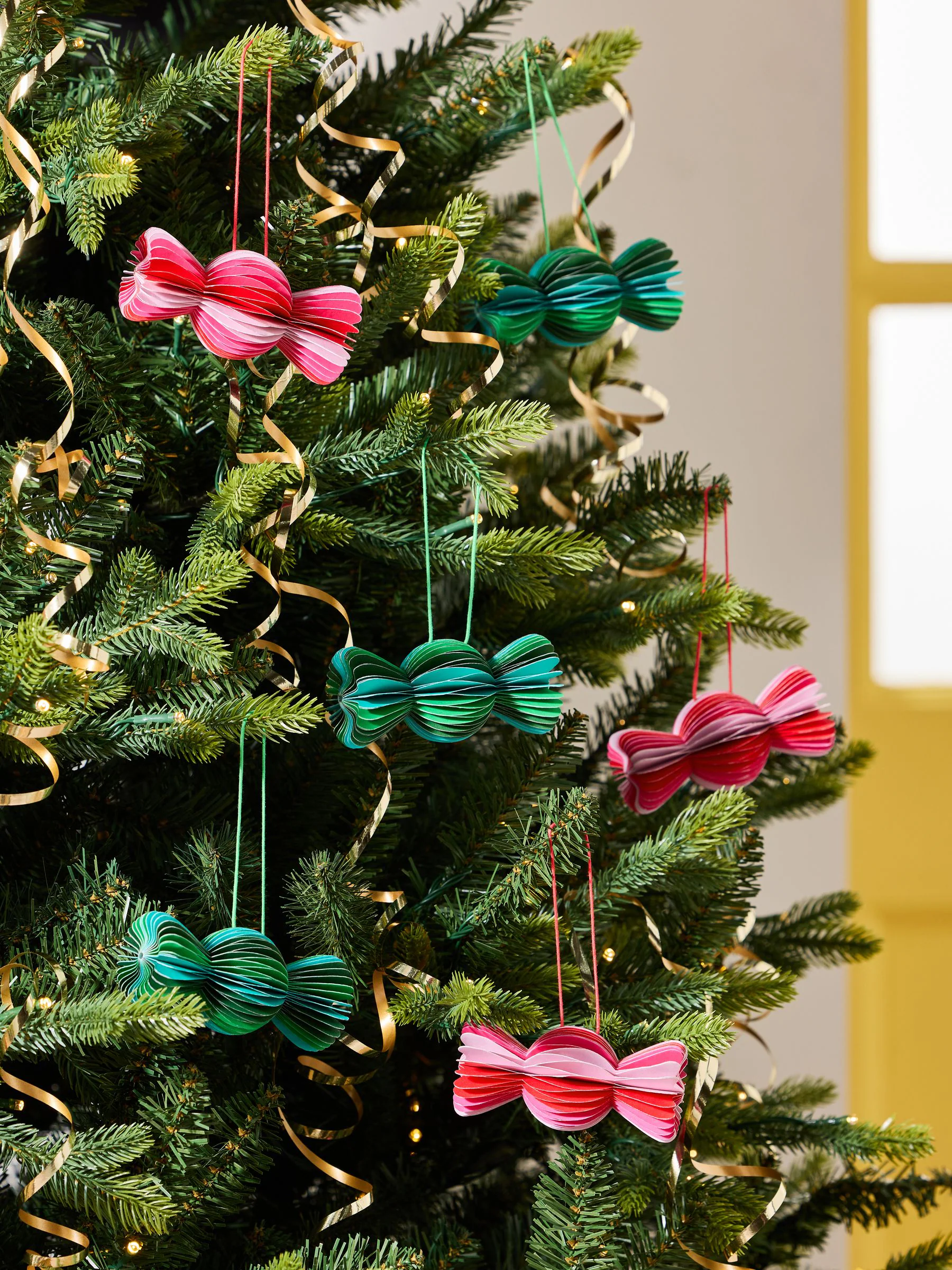 6 Set papieren snoepjes kerstballen