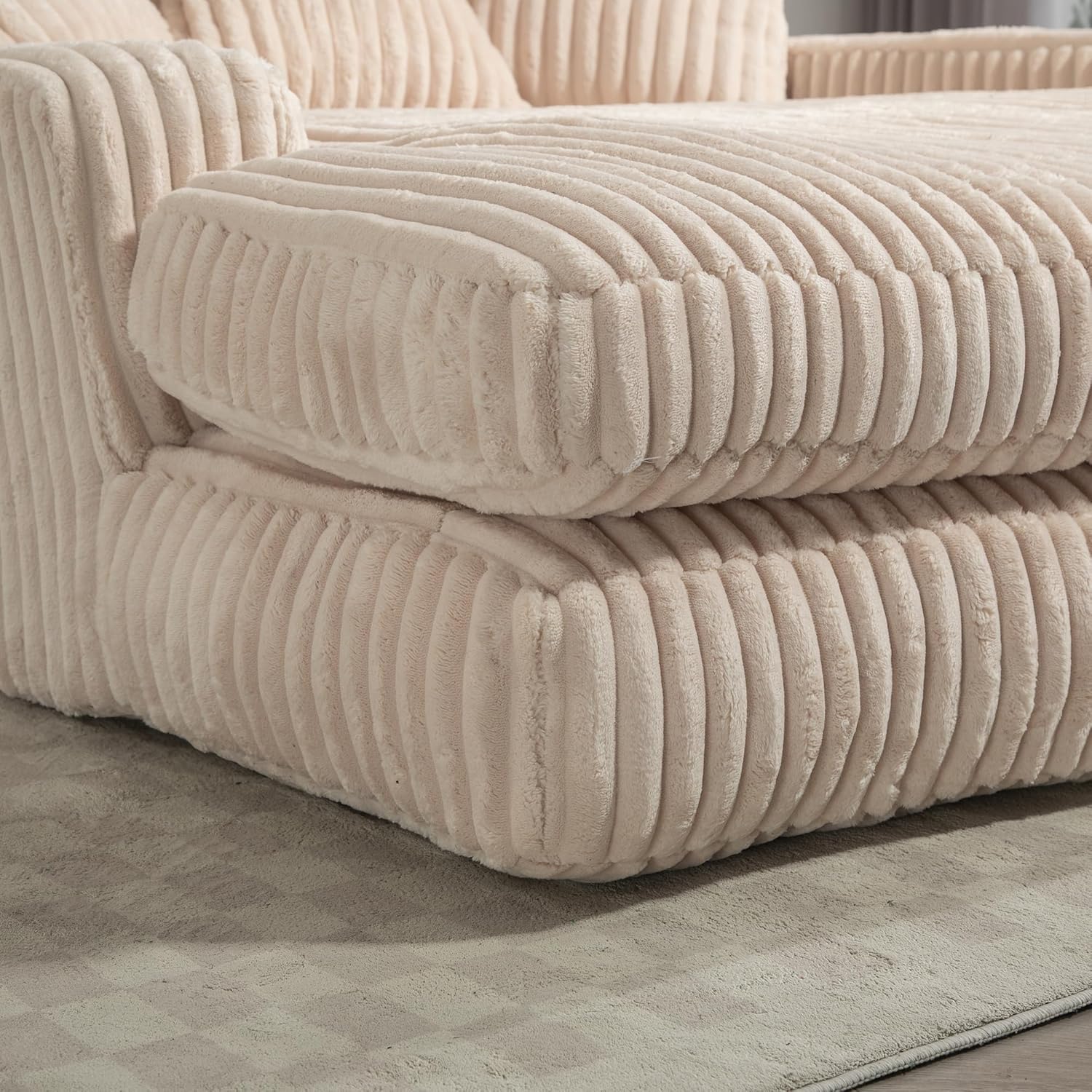 Modernes Cord-Schlafsofa Cloud Couch mit 3 weichen Kissen, bequemes Einzelsitz-Bodensofa für Wohnzimmer Wohnung Büro (Beige)