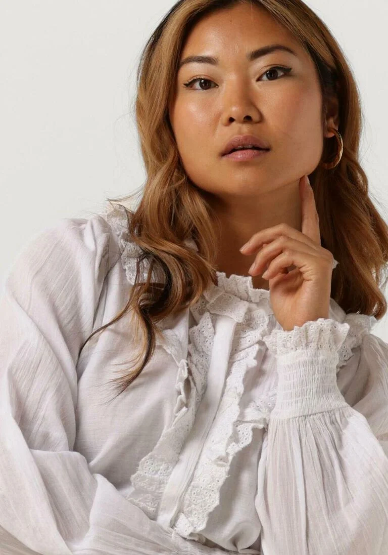 NEO NOIR witte neo noir blouse nusan embroidery blouse