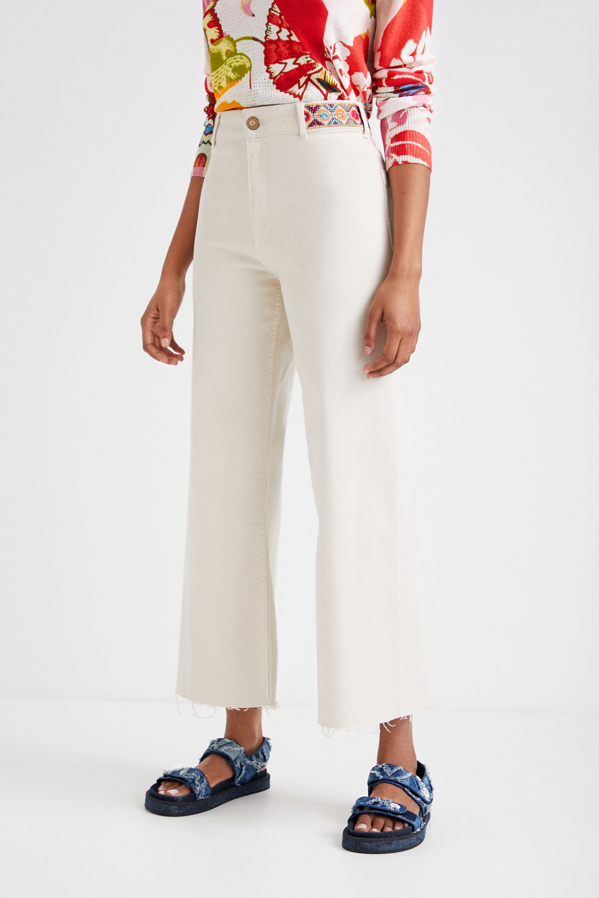 Calça culote vaqueiro cropped