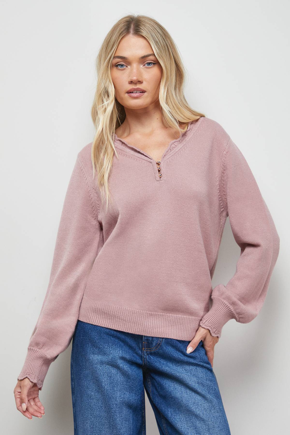 Oasis synthétiquell Doux avec Détails Festonnés au Crochet