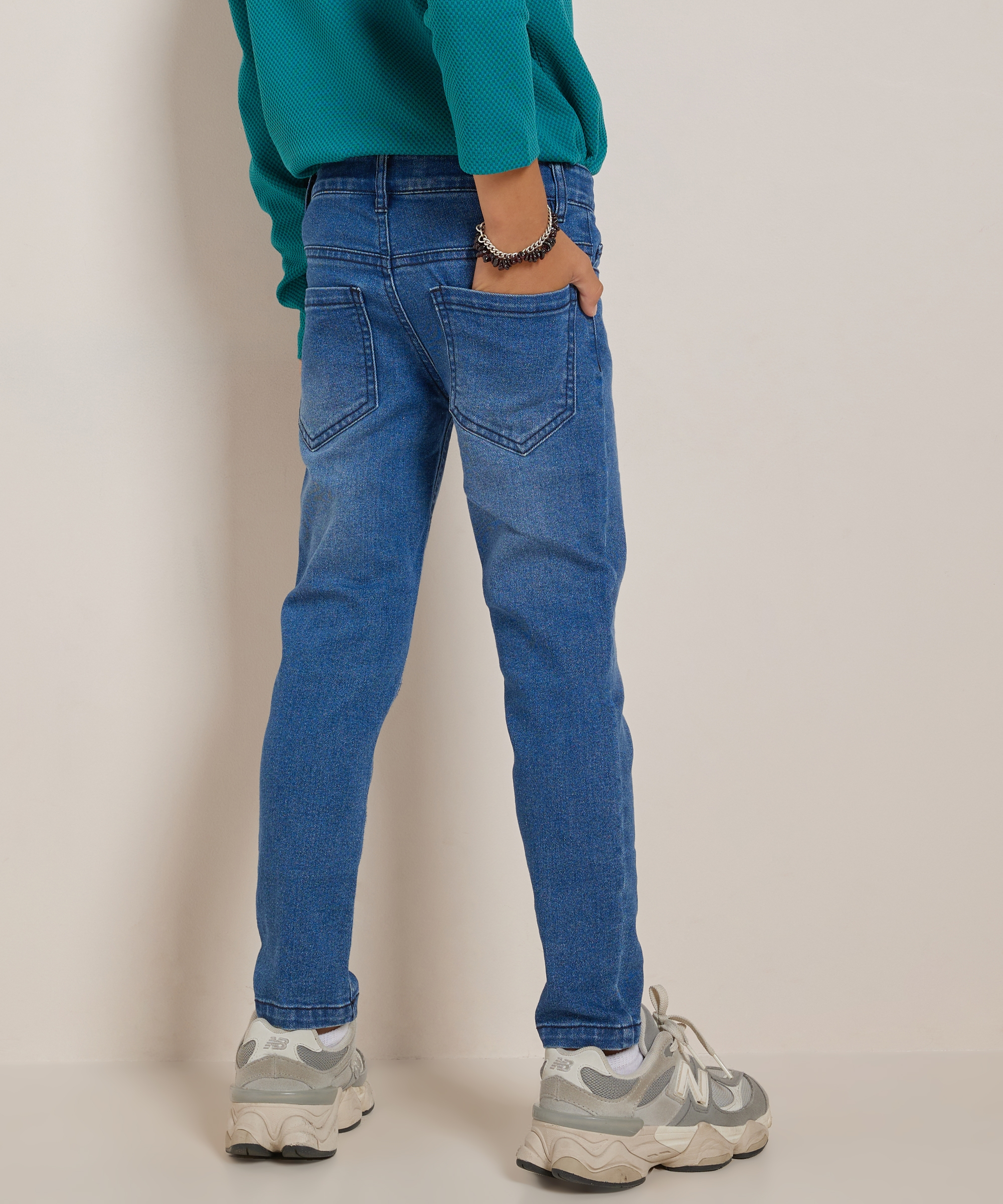 slim fit stretch jeans