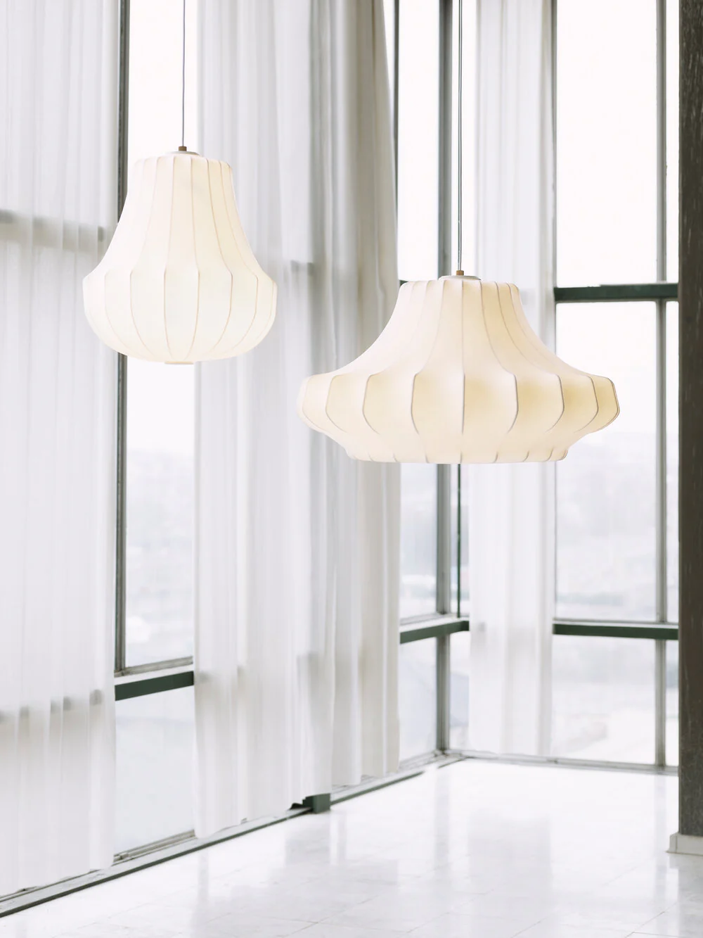 Normann Copenhagen  Phantom lampe eu medium, hvid - H: 44 x Ø: 80 cm