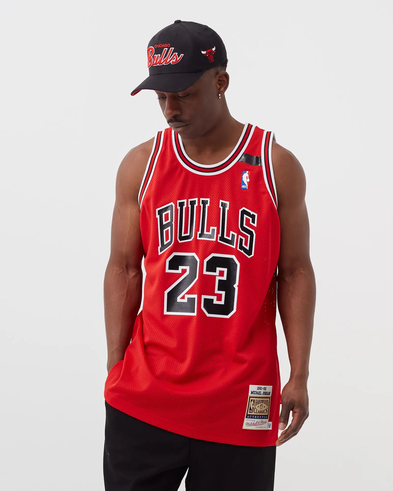 Mitchell & Ness NBA Authentic Jersey Chicago Bulls 1991-92 Michael Jordan #23
