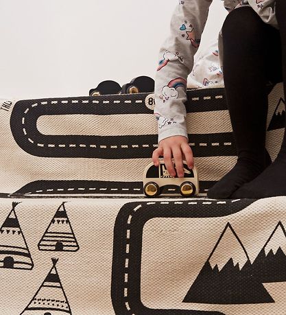 OYOY Gulvt?ppe - 180x70 cm - Adventure - R?hvid