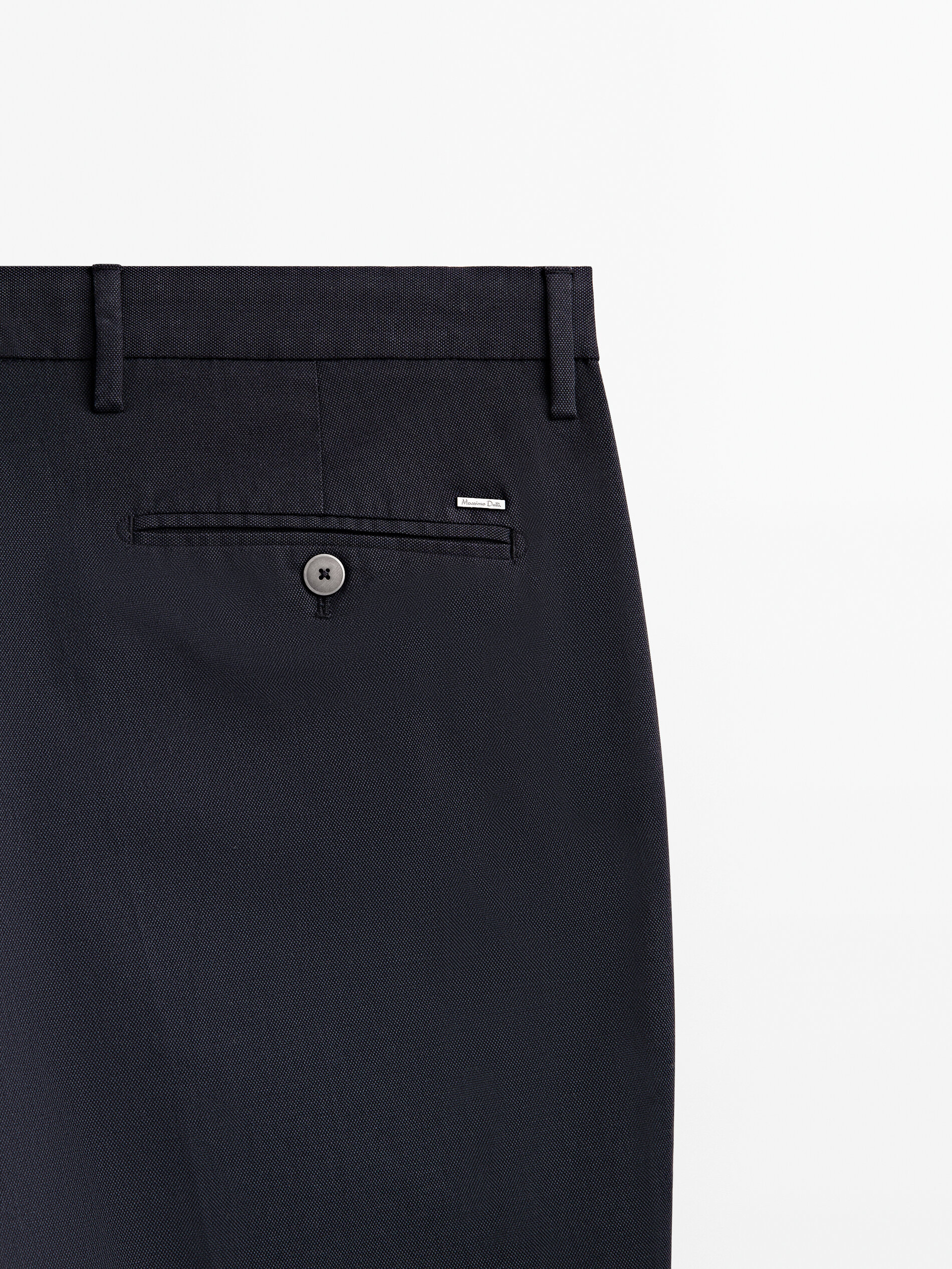 Calça chino slim fit em algodão tingido com fio de gelo - AZUL MARINHO