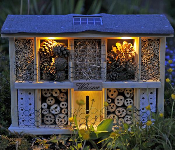 LUXUS-INSEKTENHOTELS Solar-Insektenhotel