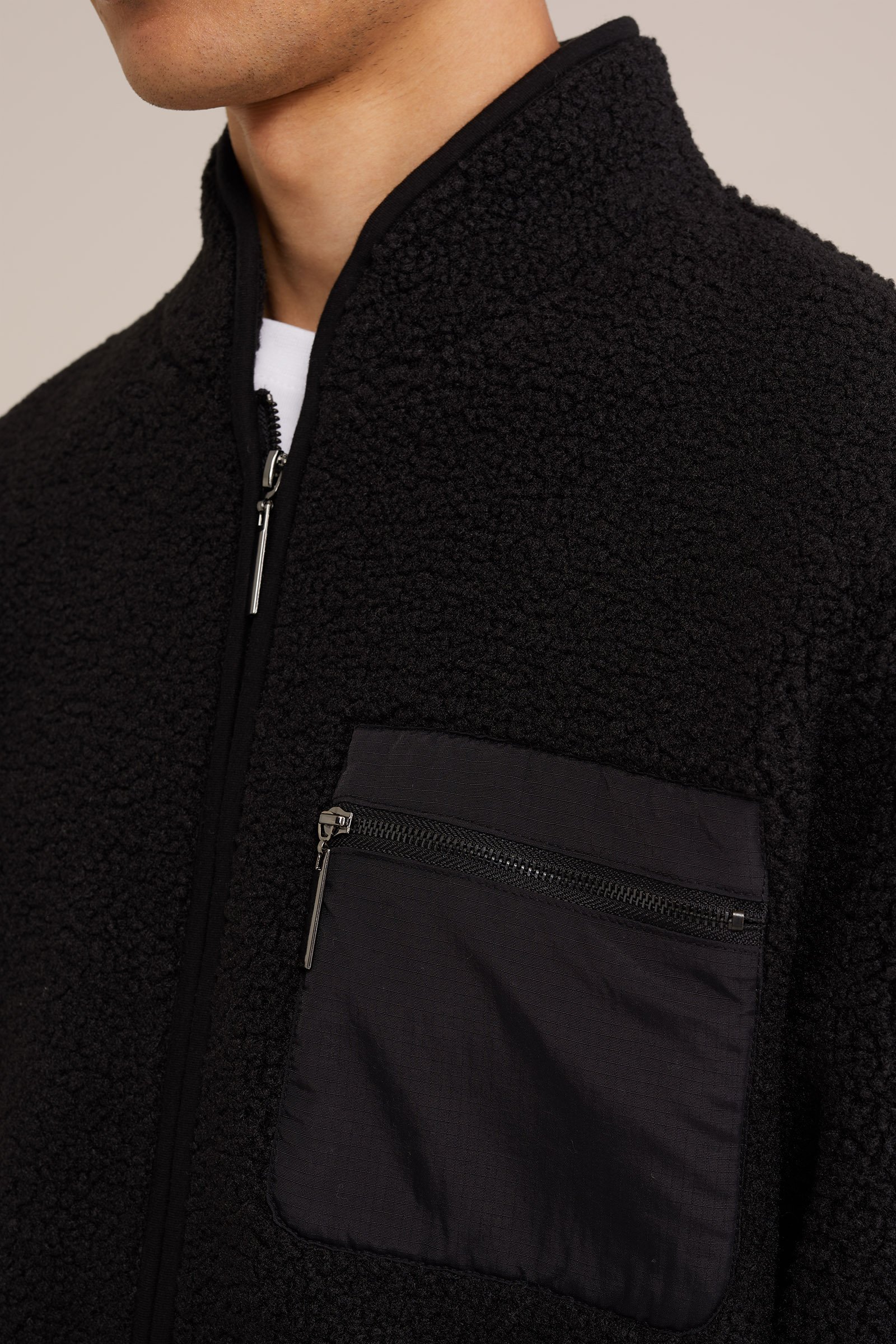 teddy bombervest WE Fashion Zwart